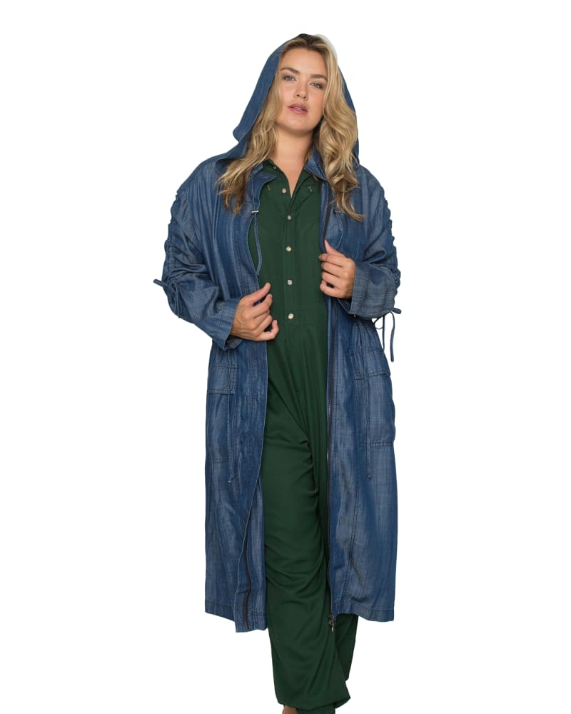 Front of a model wearing a plus size Harlow Hooded Long Anorak Jacket in Dark Indigo by Standards & Practices. | dia_product_style_image_id:239132